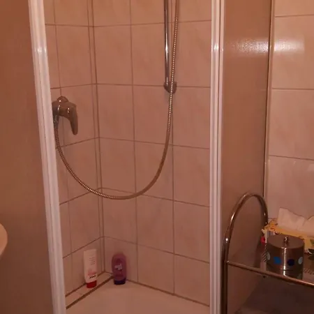 Messe Diezelweg Apartment *